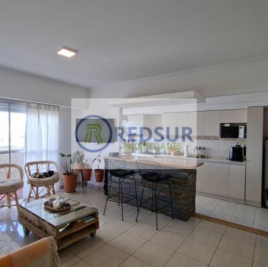 Departamento · 75m² · 4 Ambientes · 1 Cochera