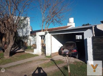 Casa · 80m² · 3 Ambientes · 1 Cochera · Casa en Venta - 2 Dorm. 1 Baño - Cochera - 286 m² - Carmen de Areco