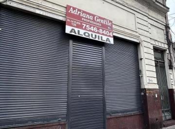 Local comercial · 62m² · 3 Ambientes · Local Sin Expensas Sobre Av San Juan a m de Av Jujuy - Doble Entrada