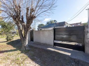 Casa · 120m² · 4 Ambientes · 2 Cocheras · Casa 4 Amb C/amb Multifuncion, Amplia en Merlo