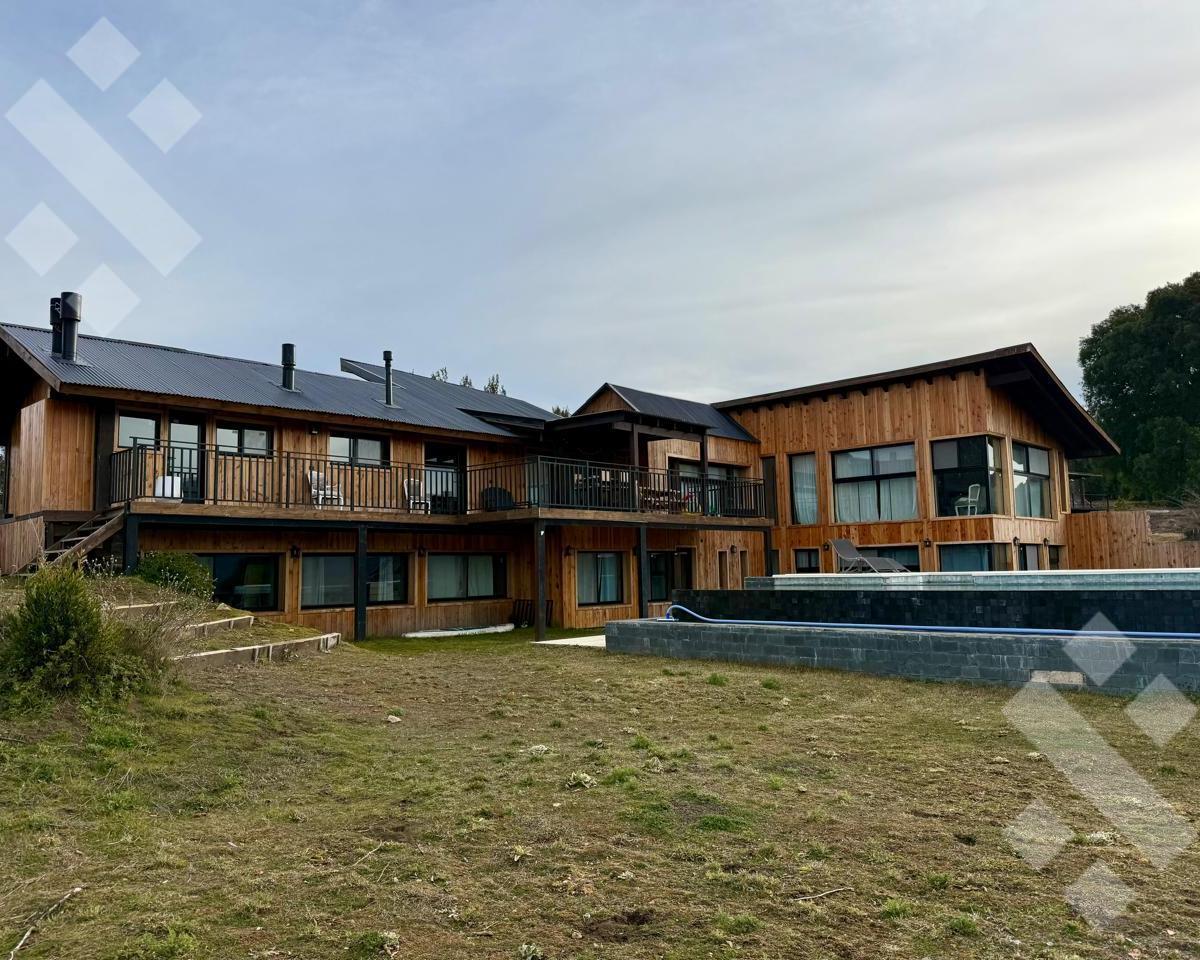 Venta Casa 4 Dormitorios - B.º Peñon del Lolog - San Martin de los Andes