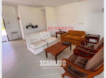 Casa · 700m² · 4 Ambientes · Alquiler de Casa en Barrio Santa Juana