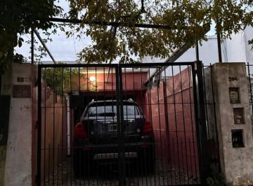 PH · 45m² · 2 Ambientes · Departamento en Alquiler de 1 Dormitorio, Do Ambientes, Los Hornos, Buenos Aires.