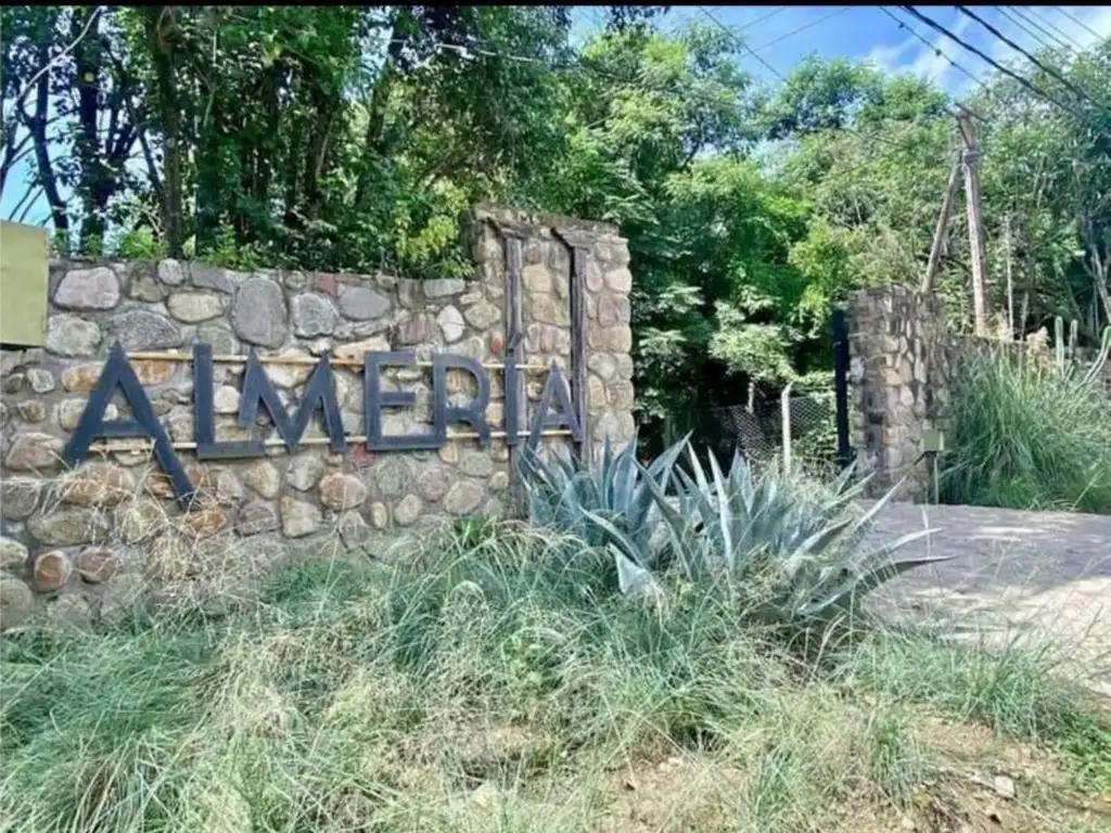 Urbanización Almería,  Vaqueros, Salta