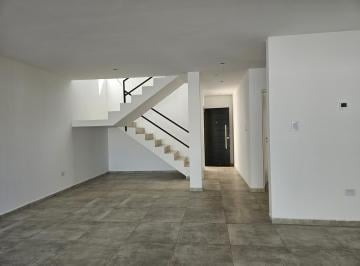 PH · 138m² · 4 Ambientes · 2 Cocheras · Venta de Dúplex Tres Dorm. Barrio Confluencia