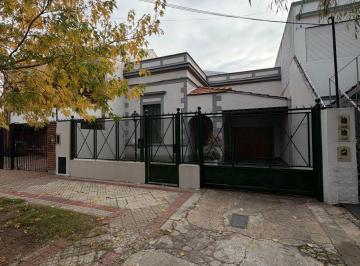 Casa de 4 ambientes, Lomas de Zamora · Casa en Excelente Ubicacion en Banfield Oeste.