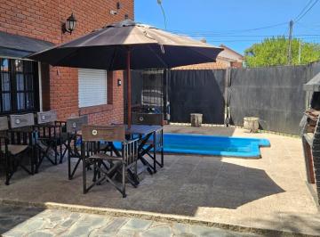 Casa · 120m² · 5 Ambientes · Casa en Venta - 4 Dorm. 3 Baños - 160 m - Mar del Plata
