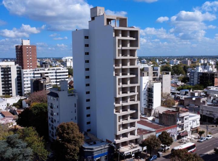 Desarrollo vertical · Torre Zennet