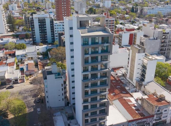 Desarrollo vertical · Torre Zennet