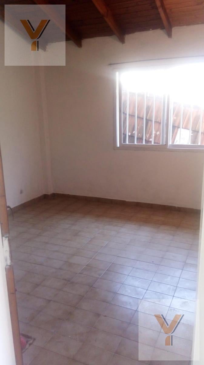 Córdoba e/ Charcas y Maza