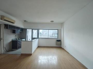 Departamento de 2 ambientes, Villa Urquiza · Dos Ambientes con Balcón - La Pampa y Av Triunvirato