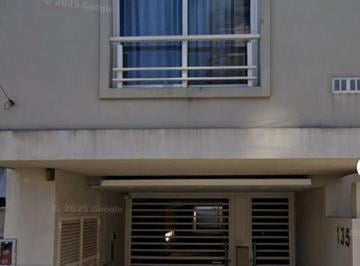 Departamento de 1 ambiente, Tres de Febrero · Monoambiente con Patio y Cochera