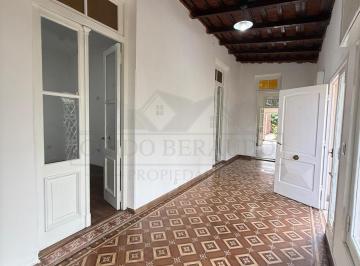 Casa · 247m² · 6 Ambientes · Oportunidad en San Martin 1692