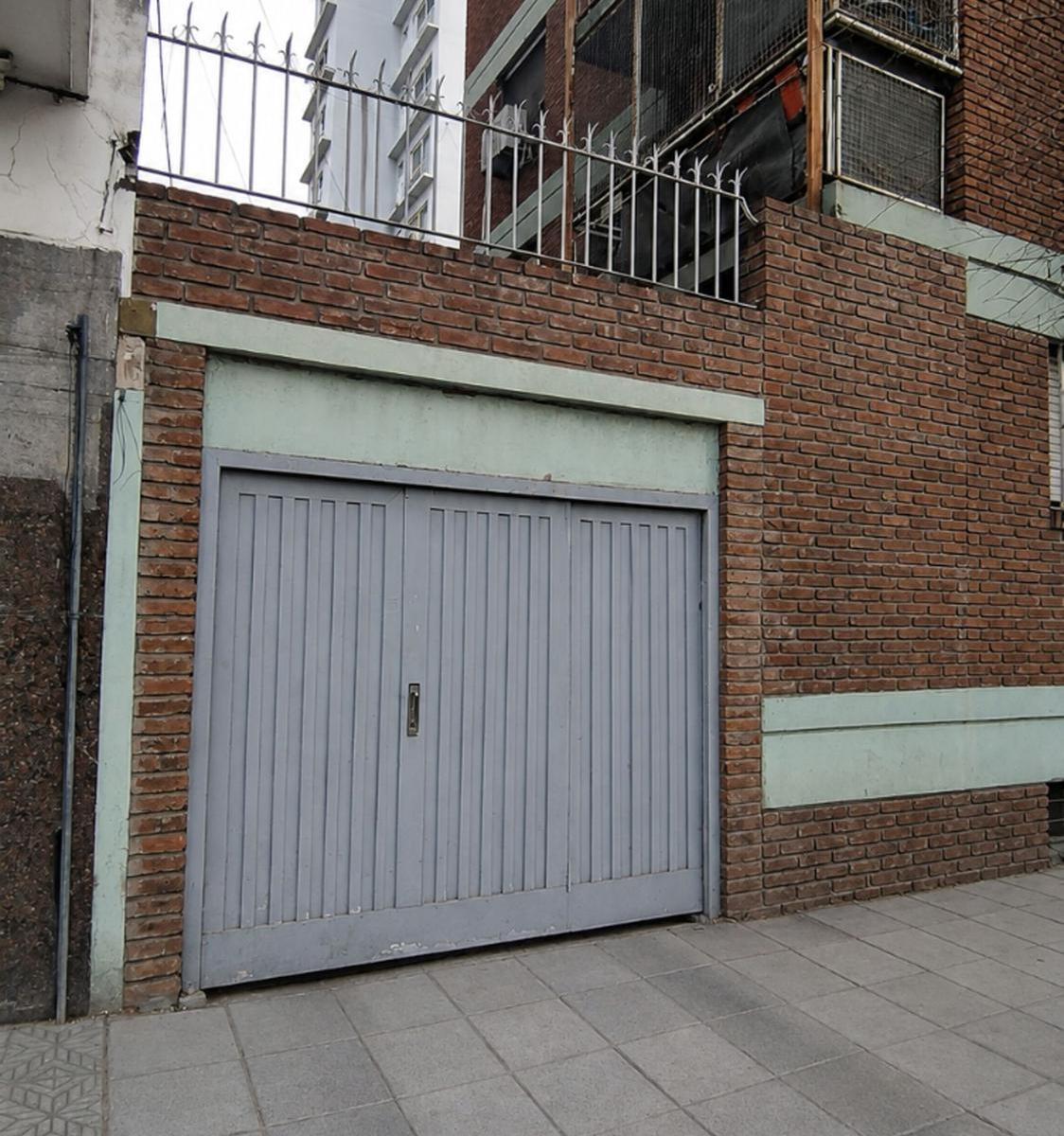 Doctor Amadeo Sabattini 4700,  Caseros, Tres de Febrero