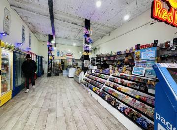 Local comercial · 290m² · Venta Local Comercial - Lima y Av de Mayo