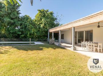 Casa · 137m² · 4 Ambientes · 4 Cocheras · Venta Casa 4 Amb Barrio Sausalito, Pilar 3 Dorm Suite Galería Parrilla Piscina