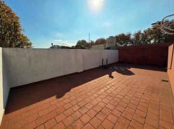 Casa · 120m² · 4 Ambientes · Venta Casa 4 Ambientes Terraza Propia Flores