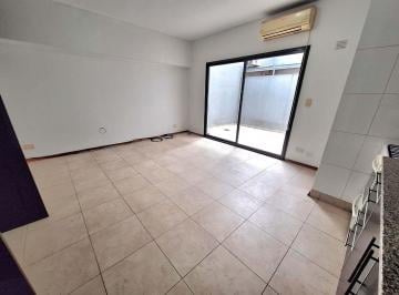 Departamento · 27m² · 1 Ambiente · Alquiler Monoambiente C/patio Sin Expensas Coghlan