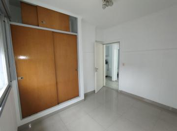 PH · 29m² · 2 Ambientes · Alquiler PH 2 Amb Servicios Dentroexpensas Pompeya