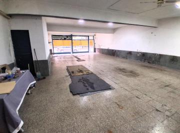 Local comercial · 168m² · Local en Alquiler Automóvil