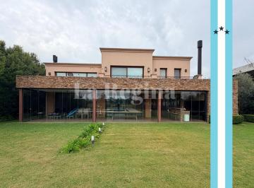 Casa · 540m² · 7 Ambientes · 3 Cocheras · Casa en Venta en El Golf, Nordelta, Tigre