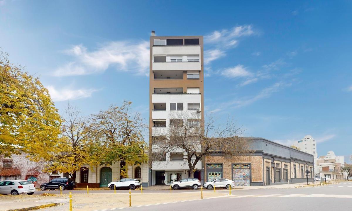 58 e/ 4 y 5 n 484 Piso 1 Dpto C