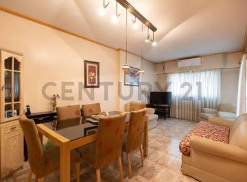 Departamento · 70m² · 3 Ambientes · 1 Cochera · Depto 3 Amb C/cochera en El Corazón de Ramos Mejía. Apto Crédito
