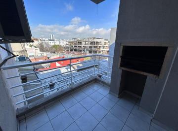 Departamento · 40m² · 2 Ambientes · Excelente 2 Amb con Balcón y Parrilla Propia. Edif con Sum
