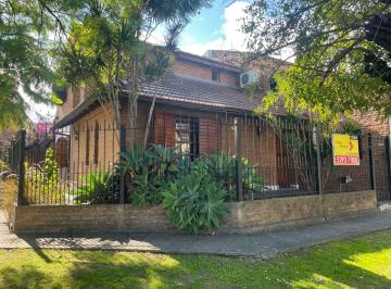 Casa de 4 ambientes, Ituzaingó · Amplia Casa 4 Ambientes en Ituzaingó