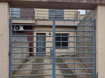 Departamento · 65m² · 3 Ambientes · 1 Cochera · Duplex en Alquiler en Centro de G. de Laferrere
