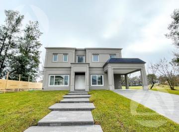 Casa · 268m² · 5 Ambientes · 1 Cochera · Casa en Venta en Saint Thomas Oeste - Canning