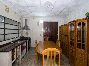 Casa · 105m² · 4 Ambientes · 3 Cocheras · Casa en Venta 2 Dorm. - B° San Martín