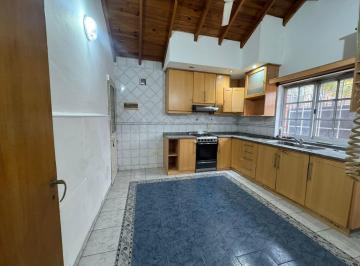 Casa · 80m² · 3 Ambientes · 3 Cocheras · Casa en San Miguel