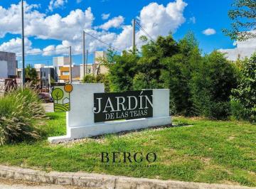 Terreno · 253m² · Venta - Lotes de 250 m² y 360 m² C/ Escritura y Financiacion - Jardin de Las Tejas