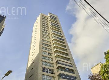 Departamento · 137m² · 4 Ambientes · 1 Cochera · Departamento en Venta en Lomas de Zamora