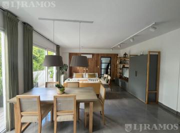 Departamento · 92m² · 3 Ambientes · 2 Cocheras · Tríplex de 3 Amb en Venta en Tigre Centro.