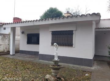 Casa en Venta de 4 ambientes · Excelente. Casa 3 Dorm.. Zona Residencial