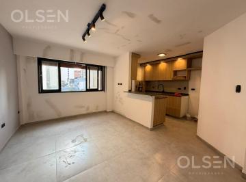 living comedor 3er · Oportunidad de Inversion | Edificio Completamente Renovado con Balcon y Terraza