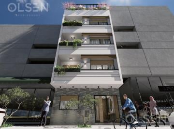 Departamento · 344m² · 12 Ambientes · Oportunidad de Inversion | Edificio Completamente Renovado con Balcon y Terraza