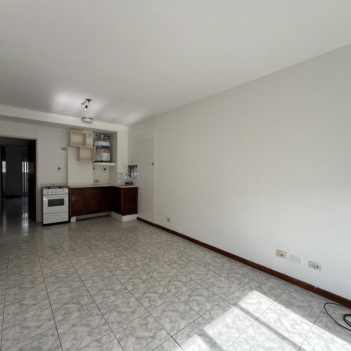 Rivadavia 2437 03-02