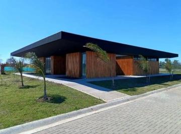 Terreno · 639m² · 2 Cocheras · Lote en Venta Village Plaza - Oportunidad Unica Para Tu Proximo Hogar!