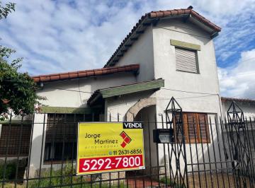 Casa de 5 ambientes, Morón · Casa Chalet en Lote Propio 5 Ambientes con Excelente