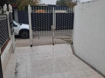 Departamento · 2m² · 3 Ambientes · 1 Cochera · Departamento Dúplex en Venta en Pilar, G. B. a. Zona Norte, Argentina