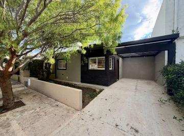 Casa de 5 ambientes, La Calera · Casa a La Venta La Calera Dos Dorm. Barrio Los Prados