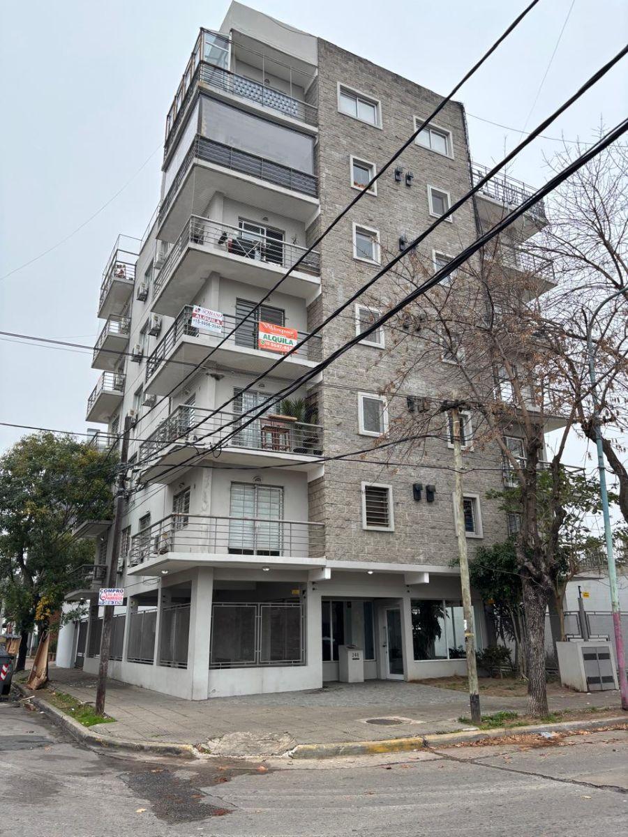 Almirante Brown 246