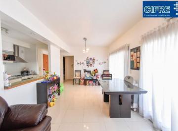 Departamento · 44m² · 2 Ambientes · 1 Cochera · Departamento de 2 Ambientes con Balcón Corrido y Cochera Fija y Descubierta