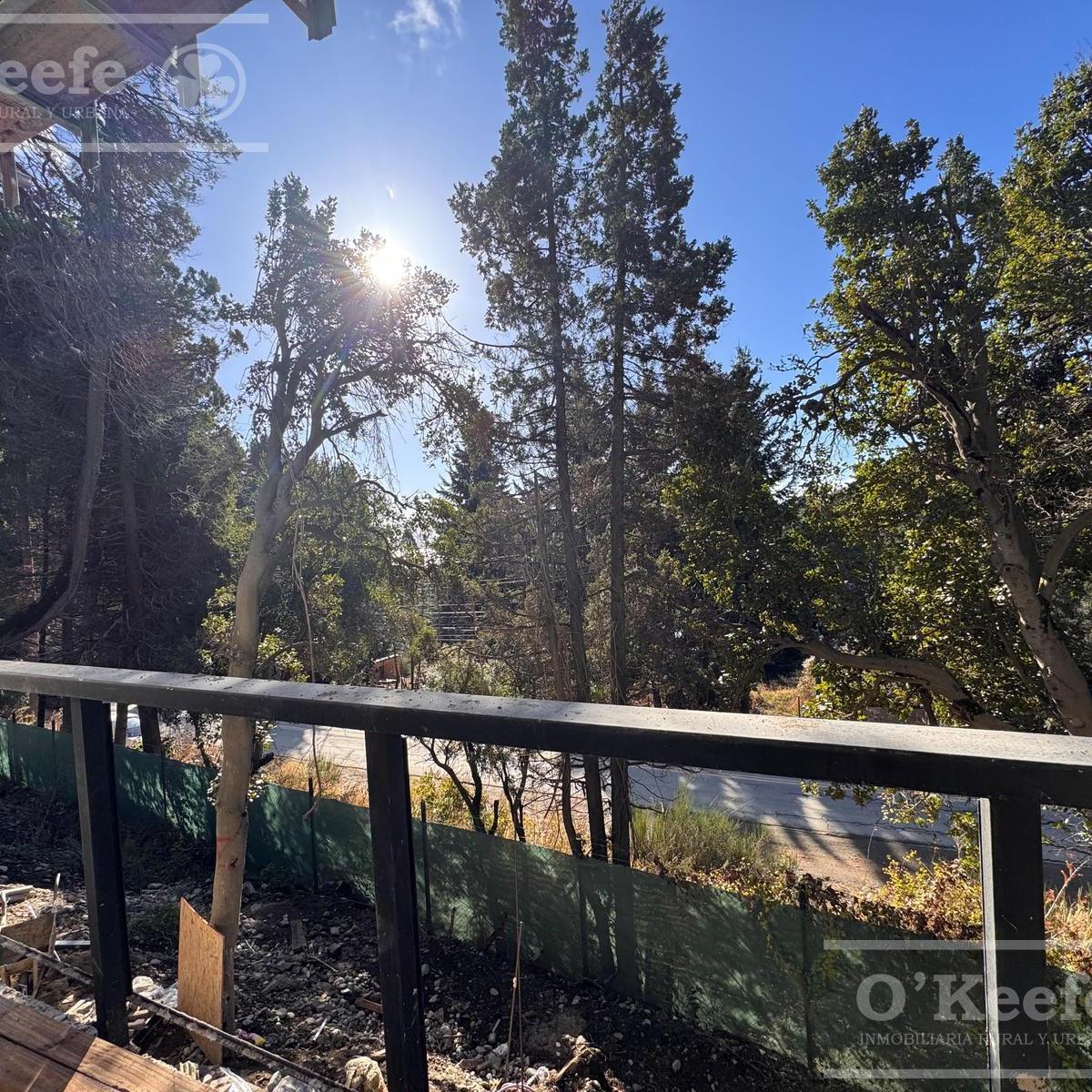 Departamento de 3 Ambientes con Vistas al Bosque en Complejo con Seguridad Automatizada. Bariloche