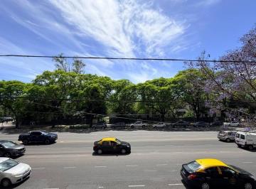 Departamento · 290m² · 6 Ambientes · 1 Cochera · Venta Depto 4 Ambientes con Cochera a Refaccionar Primer Piso en Belgrano