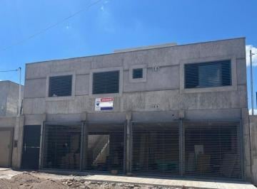 Departamento · 80m² · 4 Ambientes · 1 Cochera · Departamento de 2 Dom. con Cochera