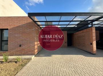 Casa · 130m² · 5 Ambientes · 2 Cocheras · Casa en San Ignacio Village | Manantiales II | a Estrenar